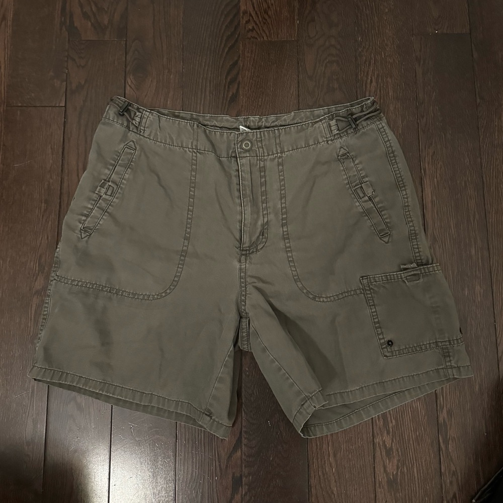 Columbia Cargo Short 3 for $10 🛍️